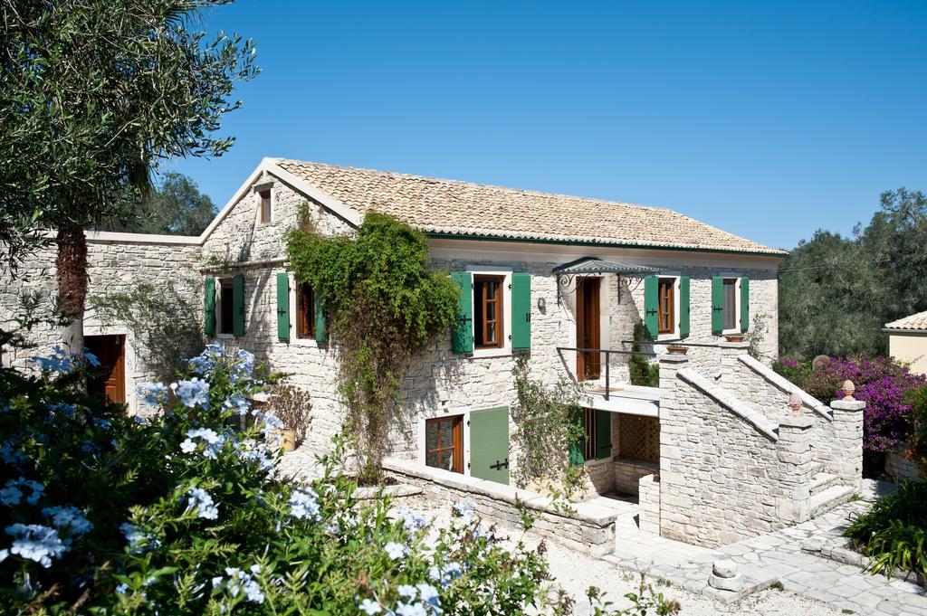 Villa Kiparissi Kourtaiika Exterior foto