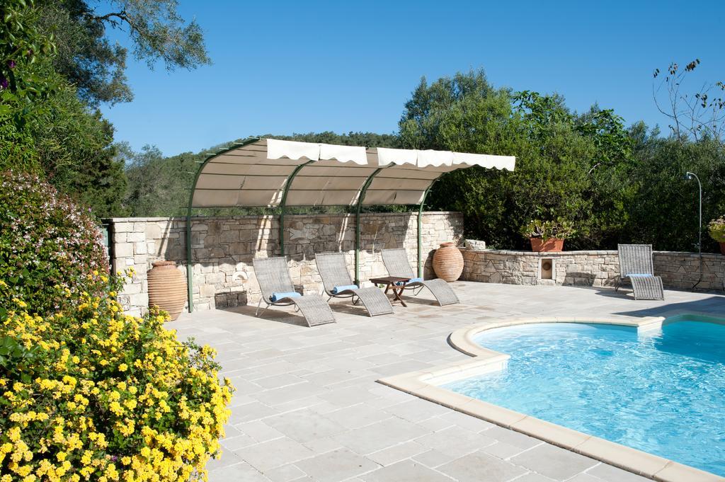 Villa Kiparissi Kourtaiika Exterior foto
